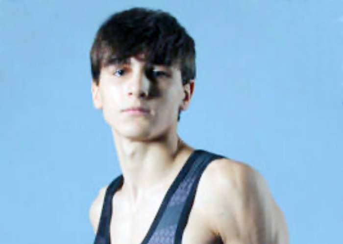 Marmion's Nicholas Garcia, ranked No. 15 in the nation by SBLive Sports, upset No. 5 Dom Munaretto of St. Charles East, 4-2, to win the Indiana 3A 138-pound state title.